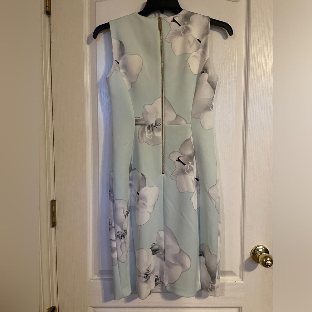 Calvin Klein Mint Green Floral Sheath Scoop Neck Dress 8 Business Career Party - Picture 2 of 7